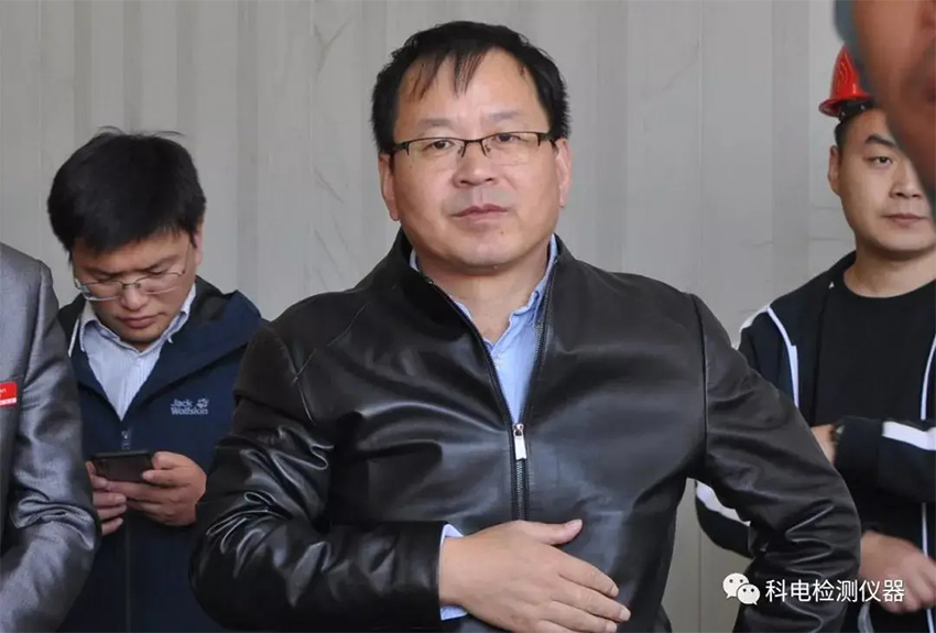 戳我試試